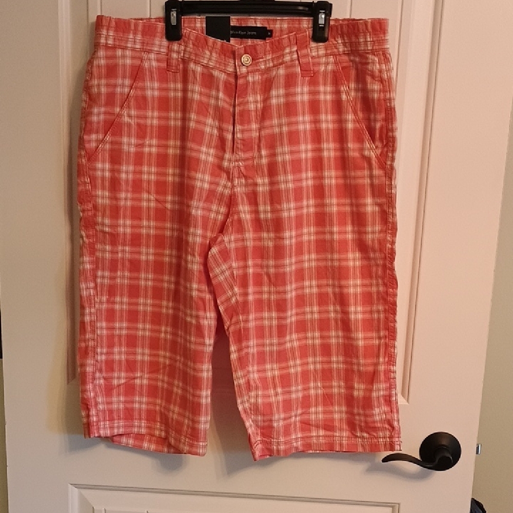 Men's Size 34 Calvin Klein Jeans; Coral Checkered Shorts